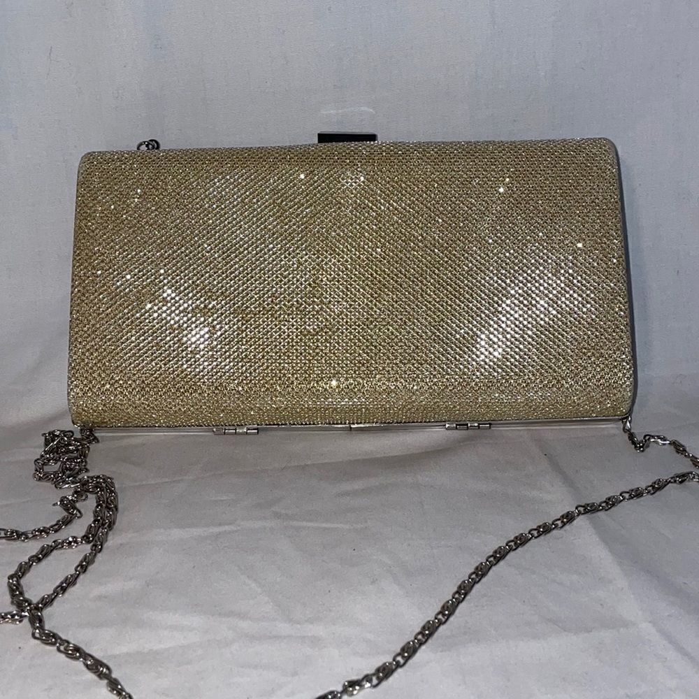 Sparkle clutch 